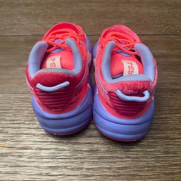 PUMA RS X Valentines Athletic Sneakers Pink
Girls Size 6C - Picture 2 of 6